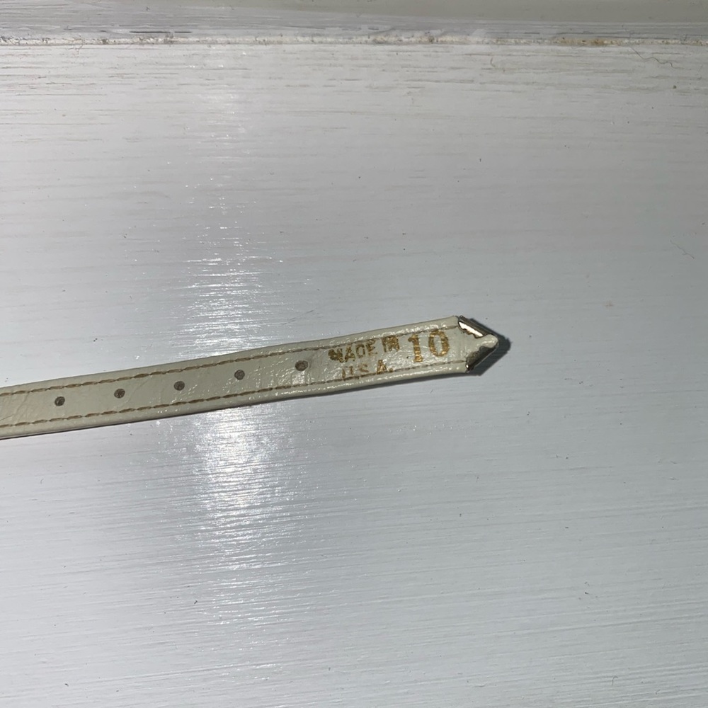 White Faux Leather Diamond Bling Small Dog collar with gold accents. - Picture 4 of 4